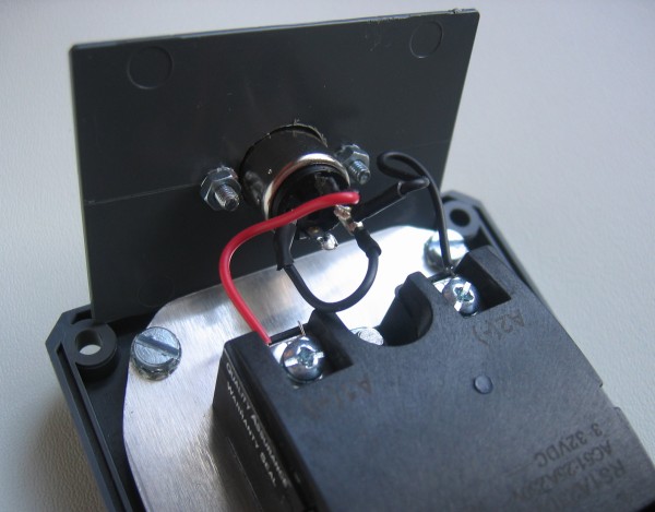Low voltag side with DIN connector