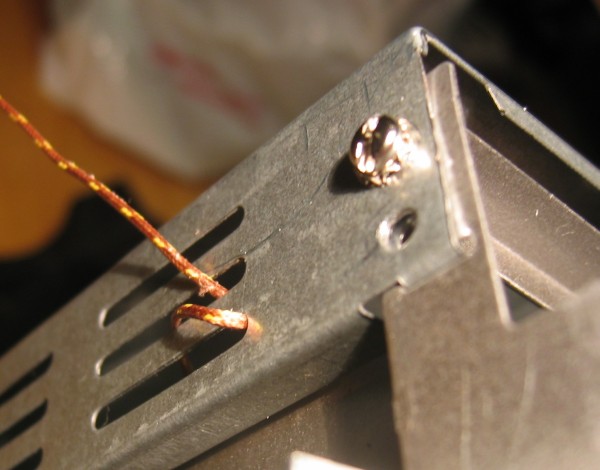 Thermocouple wire at the back of the oven